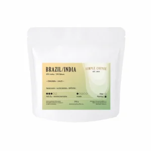 Káva Brazil India Simple Coffee 250 g – biely 3D sáčok na bielom pozadí
