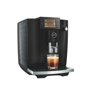 Bočný pohľad na automatický kávovar JURA E6 Piano Black (ED)