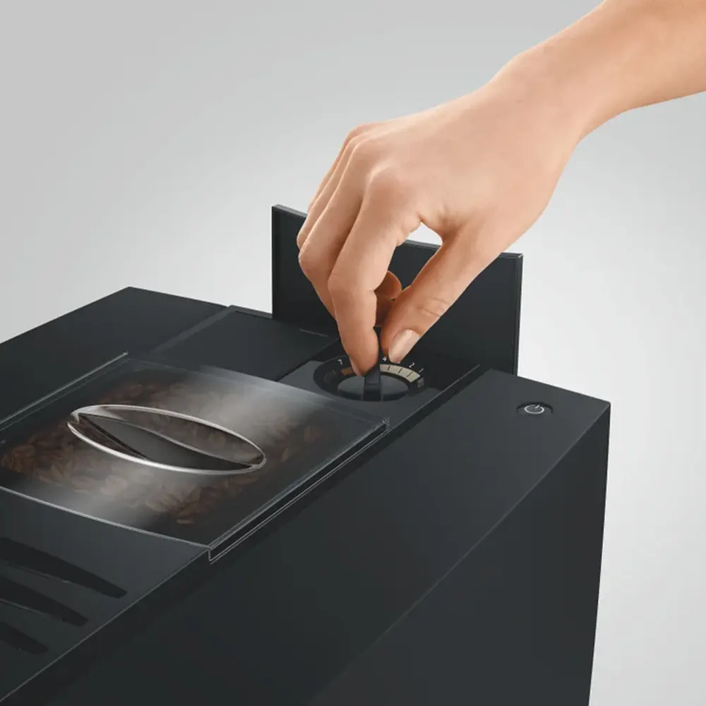 JURA E6 Dark Inox (ED) – automatický kávovar